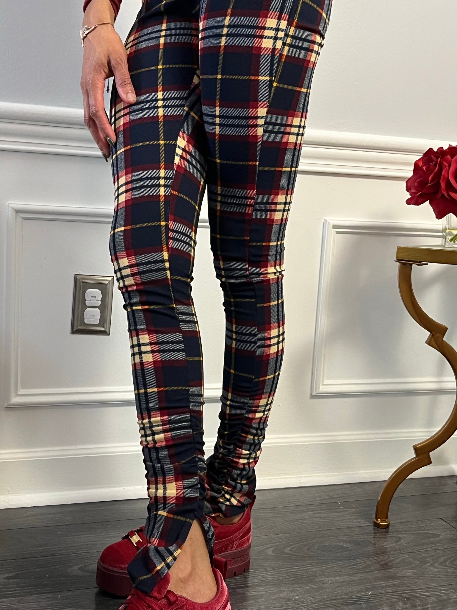 Plaid leggings - GlassHouse Chic